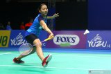 Pebulutangkis tunggal putri Indonesia, Bening Sri Rahayu (kiri) berusaha mengembalikan kok ke pebulutangkis tunggal putri China Taipei, Sung Shuo Yun (kanan) dalam babak penyisihan Yuzu Indonesia Masters 2019 di GOR Ken Arok, Malang, Jawa Timur, Rabu (2/10/2019). Bening gagal lolos ke babak selanjutnya setelah kalah dari Sung Shuo Yun dengan skor 1-2 (17-21, 12-21, 19-21). Antara Jatim/Ari Bowo Sucipto/zk