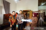 PLN UIW Sumbar dorong membatik kekinian dengan canting elektrik