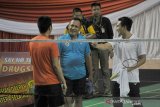 Pertandingan bersama pebulutangkis nasional