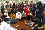 Ingin tahu kronologis kematian Akbar Alamsyah, keluarga siap terima bantuan hukum