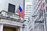 Wall Street anjlok lagi, karena kekhawatiran virus terus cengkram investor