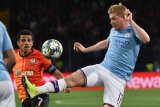 De Bruyne dan John Stones siap bela City lawan Palace