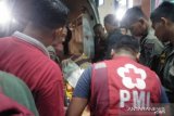 Kapal karam, wisatawan tewas tenggelam di Pantau Gandoriah