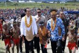 Ribuan masyarakat Papua Barat sambut kedatangan Presiden Jokowi