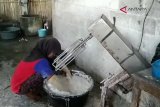 VIDEO: Perajin kerupuk udang kebanjiran pesanan