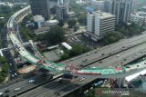 Presiden Jokowi apresiasi atas tersambungnya jembatan tersulit LRT