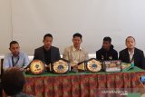 Daud Yordan bertahan di kelas ringan super setelah menjadi juara dunia