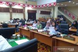 Legislator Jurani Rurubua desak Pemkot Manado lelang proyek Januari