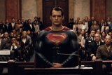 Enggan pensiun, Henry Cavill masih ingin perankan Superman