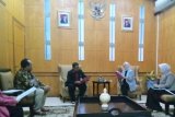 Organisasi apoteker minta agar izin edar obat tetap di BPOM