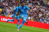 Marseille pangkas jarak dengan PSG usai libas Angers
