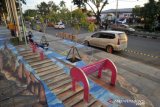 PEDESTRIAN DENGAN LUKISAN TIGA DIMENSI