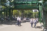 Pemkot Mataram mengkaji usulan pembongkaran JPO