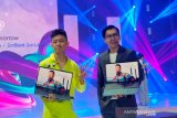 ASUS hadirkan laptop pertama di dunia dengan dua layar