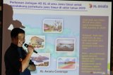 Group Head XL Axiata East Region Bambang Parikesit memberikan pemaparan saat Media Update XL Axiata East Region di Surabaya, Jawa Timur, Selasa (17/12/2019).  Pada kesempatan  itu dijelaskan bahwa sudah terdapat lebih 4.500 Base Transceiver Stations (BTS) 4G dan 6.500 BTS 3G yang sudah melayani area Jawa Timur. Antara Jatim/Didik/ZK