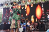 Andien sambut Utan Kemayoran