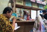 Taman Bacaan Masyarakat di Yogyakarta dilengkapi Angkringan Literasi