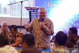 Alex Noerdin: Ada 10 orang dikabarkan terindikasi positif COVID-19 saat RDP dengan Pertamina