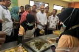 Teten Masduki tinjau UMKM di Gorontalo