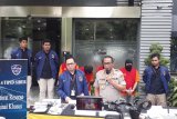 Polisi tangkap empat penipu daring bermodus  situs palsu