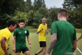 Kiper PSS Sleman sedih ditinggal pelatih Eduardo Perez