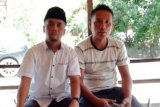 Aksi heroik Wen Kacak menyelamatkan nelayan boat yang tenggelam di Muara Surantih