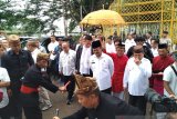 Mentan disambut secara adat saat berkunjung ke Gorontalo
