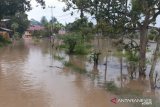 Walau mulai surut, masyarakat Muaro Paneh khawatir banjir datang lagi