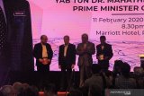 Novel receives anti-corruption award from Malaysia's PIACCF