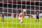 Ajax sukses melumat tim juru kunci RKC Waalwijk 3-0