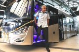 Ganjar Pranowo lepas ekspor 10 bus tingkat ke Bangladesh