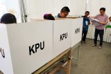 MK tolak gugatan, Pemilu tetap serentak