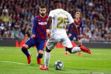 Real Madrid tekuk Barcelona 2-0