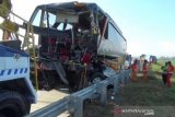 Bus Pariwisata siswa SMK 1 Muhammadiyah Karanganyar kecelakaan di Tol Madiun-Ngawi, dua tewas