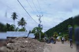 PLN Pulihkan Aliran Listrik Secara Bertahap Pasca Banjir Bandang Poso