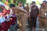 Pemkab Banggai liburkan sekolah selama dua pekan