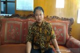 KPU Gunung Kidul meneliti ulang dokumen dukungan pasangan Kelik-Yayuk
