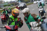 Jokowi dengar keluhan tukang ojek dan janji berikan kelonggaran