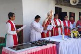 Uskup Manado Mgr Rolly Untu MSC misa live streaming cegah Covid-19