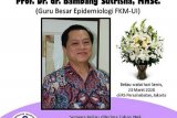 Putri mendiang guru besar UI curhat pentingnya tetap tinggal di rumah