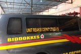 Bidokkes Polda Papua siagakan tiga unit ambulans tangani wabah virus corona