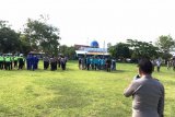Tim terpadu Sarmi lakukan penyemprotan cairan disinfektan