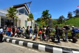 TNI amankan 10 WNI dari Malaysia lewat jalur ilegal Entikong