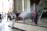 PMI Kabupaten Minahasa lakukan penyemprotan antikuman sejumlah fasilitas umum