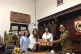 Pemerintah Kota Makassar terima bantuan satu ton mi instan