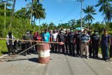 Jalan Skouw ditutup sementara guna cegah wabah COVID-19