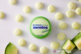 Kini permen Mentos hadir dalam bentuk bedak