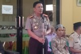 Polisi evakuasi sesosok mayat tanpa identitas di Sungai Ogan