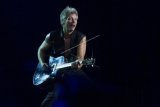 Rilis album Bon Jovi ditunda akibat corona