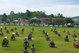 Ratusan penarik becak di Majene diberikan bantuan bahan pokok